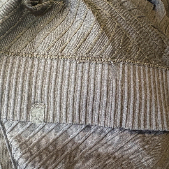 Lululemon Rest Less Pullover Aerial Current Black Ribbed SZ 8 - Picture 7 of 7